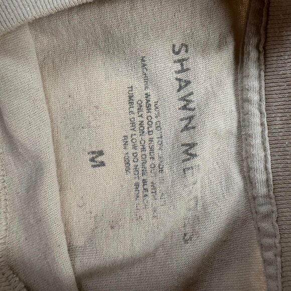 Shawn Mendes Festival Tour 2018 Tee - Official Merch - Picture 8 of 8